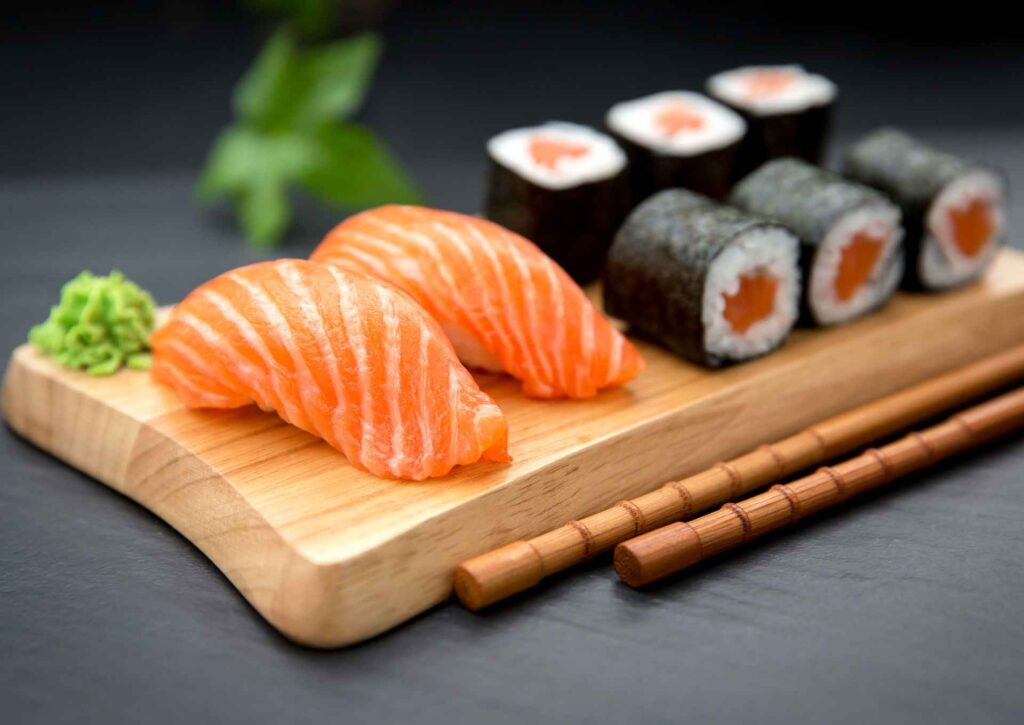 Sushi a zdrowie: korzyści i potencjalne zagrożenia