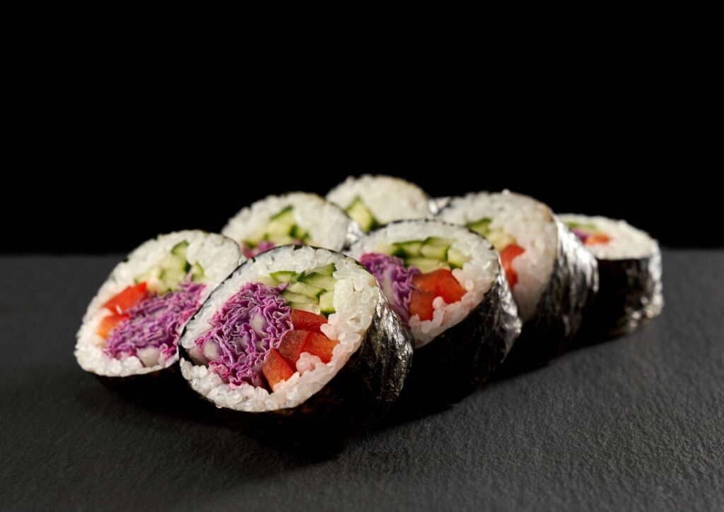 Sushi dla wegetarian i wegan: alternatywy dla tradycyjnych składników