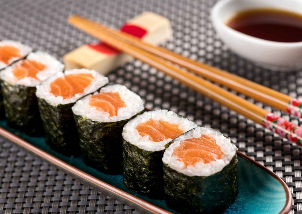 Hosomaki – co trzeba wiedzieć o tym rodzaju sushi?